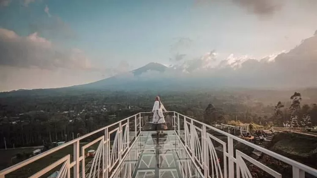 Keindahan Alam Bukit Tangkeban di Kaki Gunung Slamet Pemalang